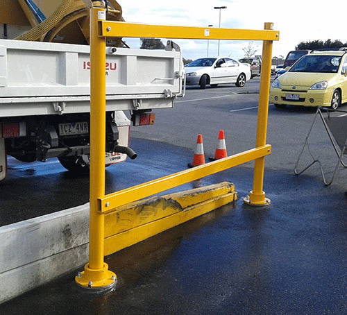 Rebound-Bollard-1-web